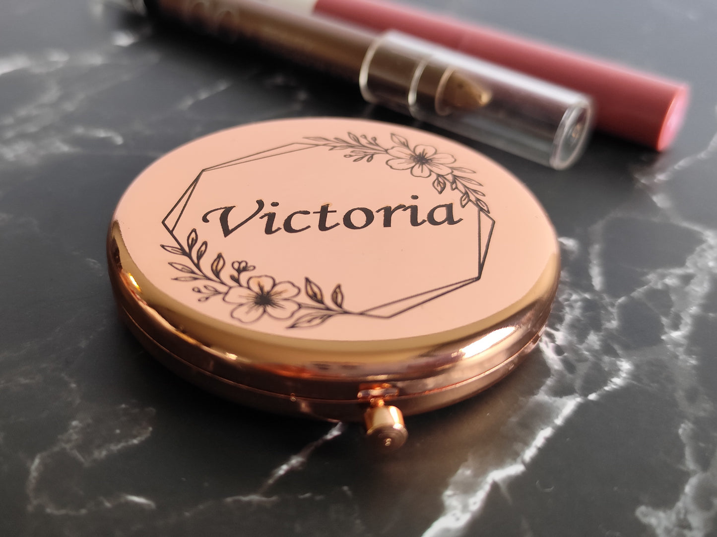 Personalized Compact Mirror – Custom Engraved Gift for Her, Bridesmaid, Mom