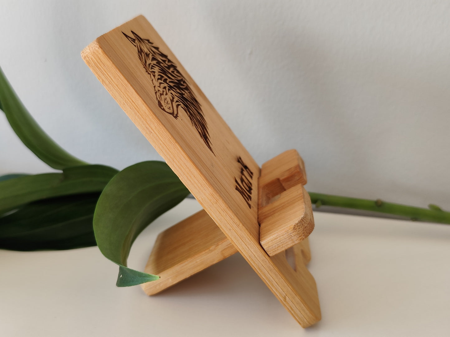 Personalized Phone Holder – Wooden Stand with Wild Wolf Engraving
